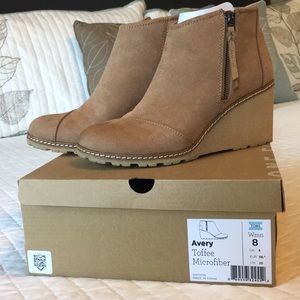 Toms Wedge Booties